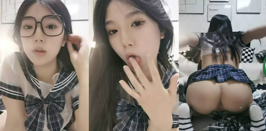 19极品尤物学生妹，黑框眼镜非常清纯，吸吮手指骚起来，肉感身材，顶级大肥臀，翘起摇摆